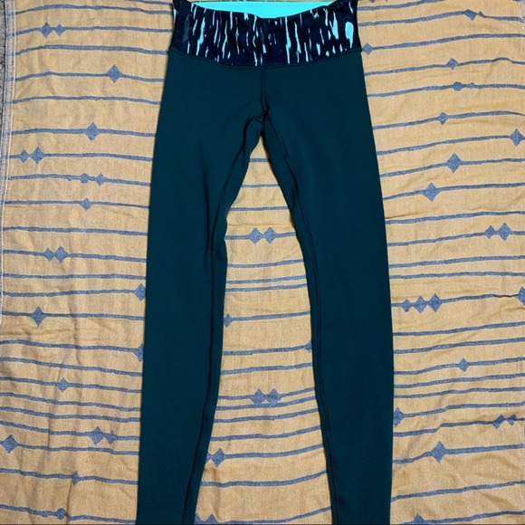 Lululemon High Rise Green Leggings - Picture 3 of 7